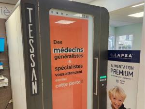  alt="Une cabine de téléconsultation augmentée accessible aux habitants de Maël-Carhaix"