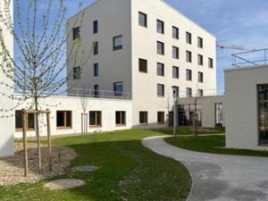  alt="Premier hôtel hospitalier près du CHRU d'Amiens"