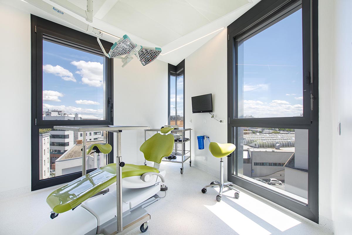 Espace de medworking dentaire Instacare LYON 8
